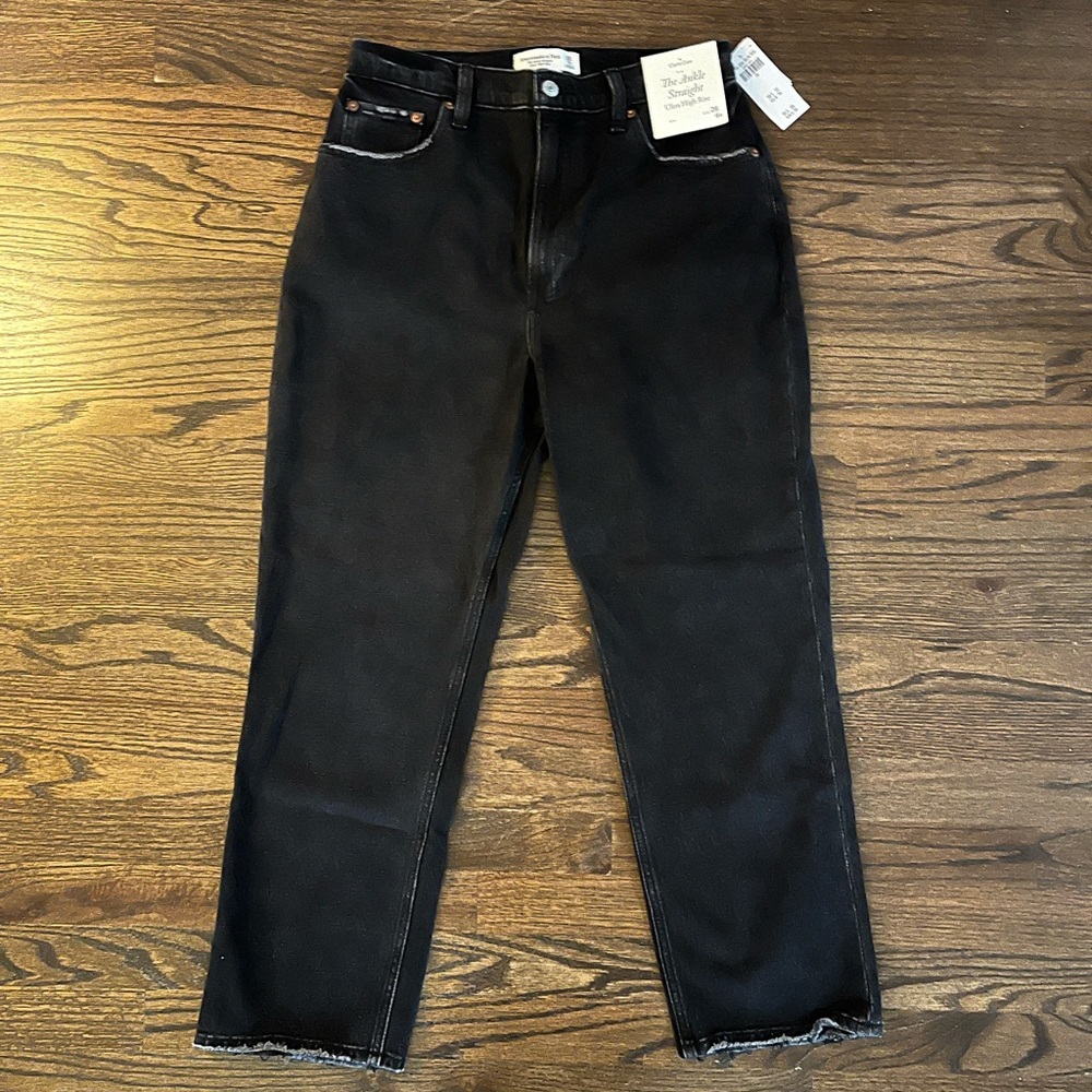 Abercrombie Curve Love Ankle Straight Jeans